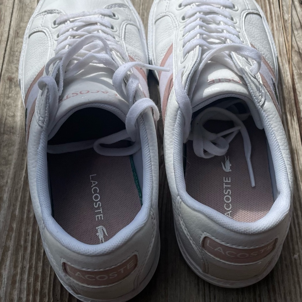 Women's LaCoste Powercourt Graphic Leather Sneakers Sz 6.5 - Picture 7 of 14